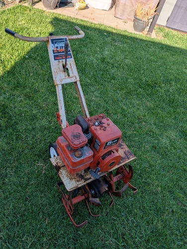1960's briggs and Stratton, Montgomery ward powr Kraft tiller