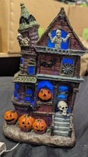 LED SPOOKY VILLAGE Halloween Ceramic Haunted House ca decor 10" LIGHTS UP