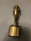 Memorabilia de televisión y video estatua trofeo Telly Award Gold