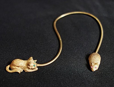 Vintage Cat and Mouse Book Mark, Gold Tone Snake Chain, Rhinestone Eyes 26.6cm L