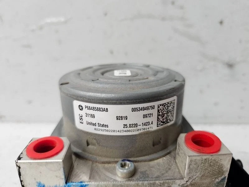 Módulo de control de bomba de freno antibloqueo Jeep Compass 2017-2021 sin Adaptv Cruise OEM Foto 4 de 4