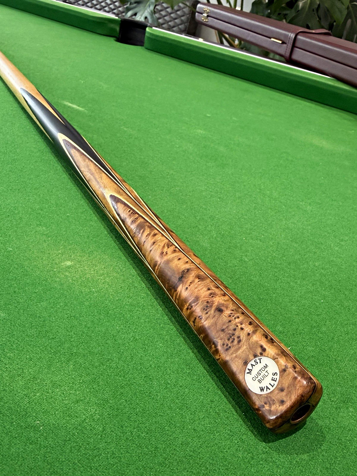 Trevor white Mast Custom Built Wales Snooker/Pool Cue 1 Piece Cue - Cues