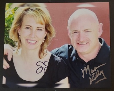 Gabrielle Giffords Politician Autographed 8x10 2 5x7 Mark Kelly Astronaut Signed