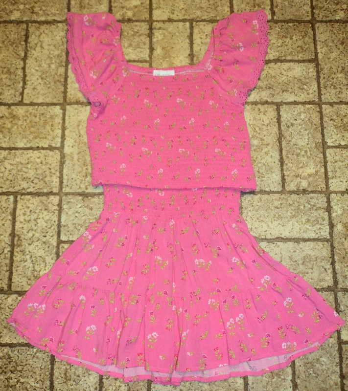 Girl's 2 Piece Smocked Top & Skirt Set by Place. Sz. 10/12. Pretty!