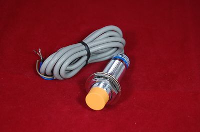 1 PC LJC18A3-B-Z/AX Capacitive Proximity Sensor Approach Switch NPN NC DC