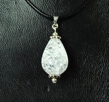 Pendente/ Collana In Cristallo Di Rocca A Forma Di Goccia Con Collana In Pelle