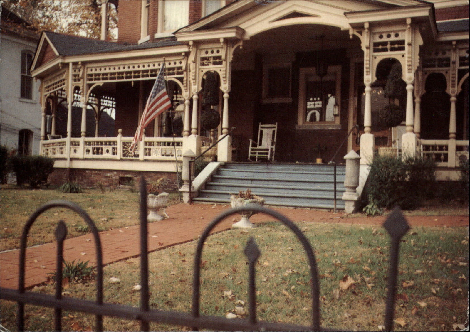 Jackson TN First Tennessee Bank 1986 Antebellum home