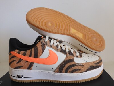 NIKE AIR FORCE 1 07 PRM ''DAKTARI STRIPES'' COCONUT MILK-ATOMIC SZ 10 [DJ6192-100]