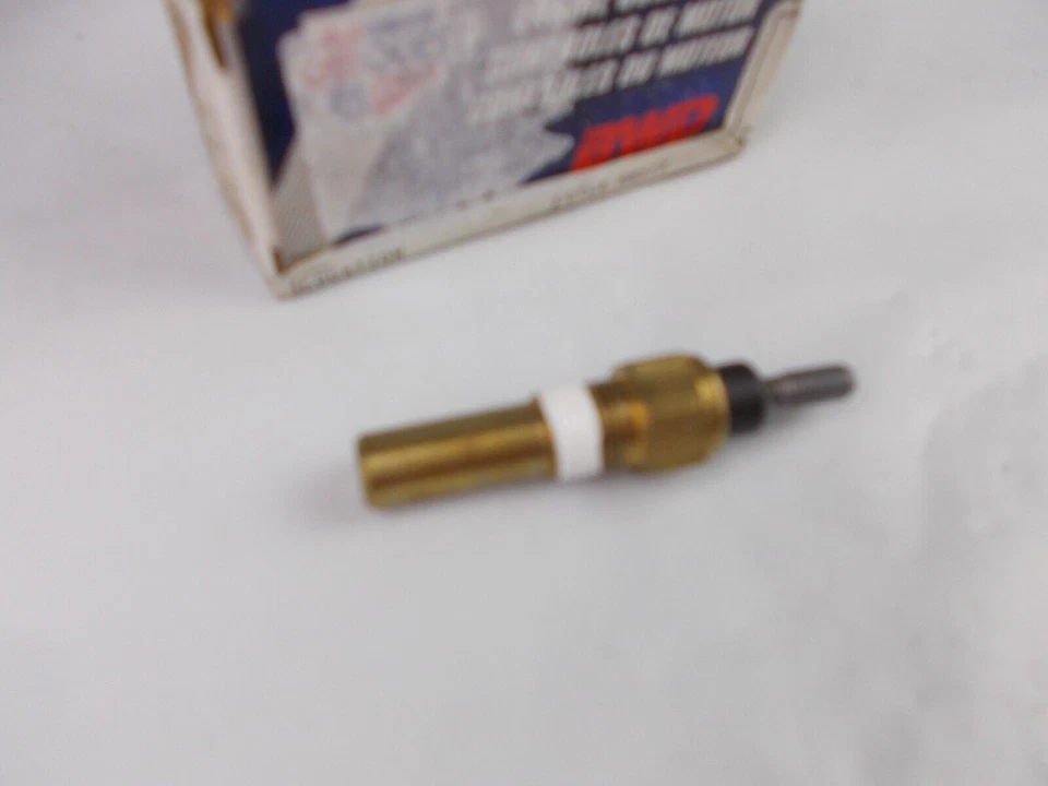 Interruptor de temperatura del refrigerante del motor CARQUEST WT389 Foto 3 de 4