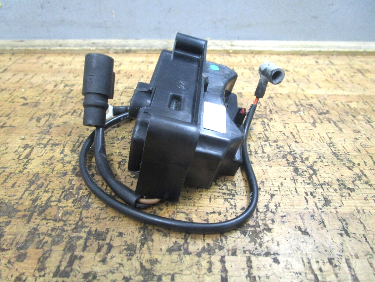 NEW OEM* OMC Johnson Evinrude Ignition Module 0584554 SS: 0586136 