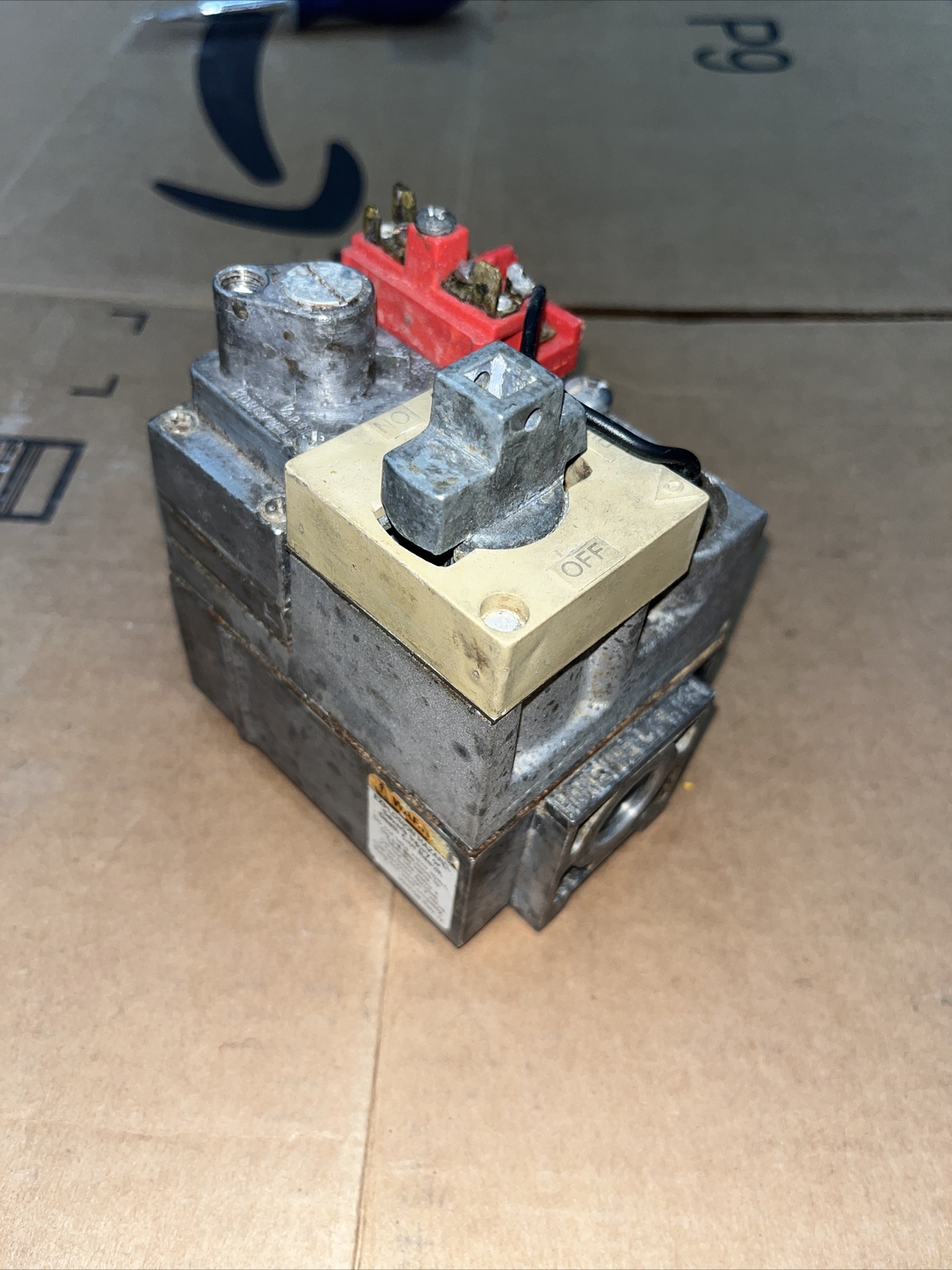 Honeywell VS820A 2003 Powerpile Natural Gas Valve 4.0 ADJ 1/2 PSI eBay