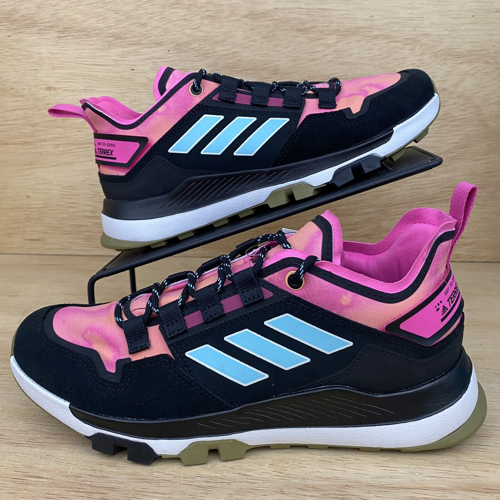 Adidas Terrex Hikster Low Mens Sz 7.5 Hiking Trail Shoes, Black Pink Blue NEW