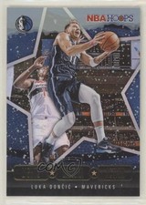 2020-21 Panini NBA Hoops Lights Camera Action Holo Winter Luka Doncic #18 04ag