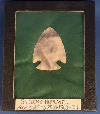 Snyders Hopewell Projectile Point, Illinois, Chert w/ Riker Box - AUTHENTIC