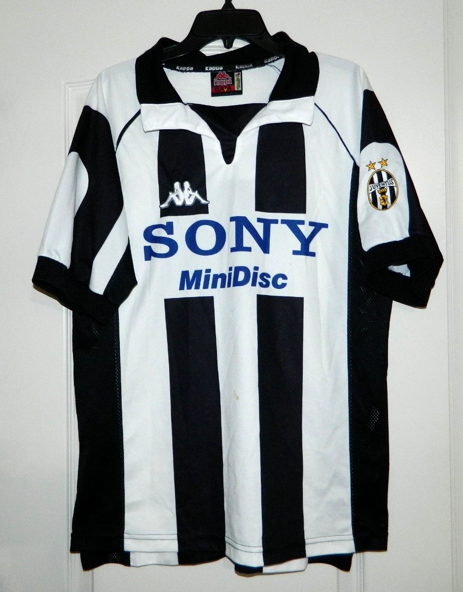 Juventus Kappa In International Club Soccer Fan Apparel