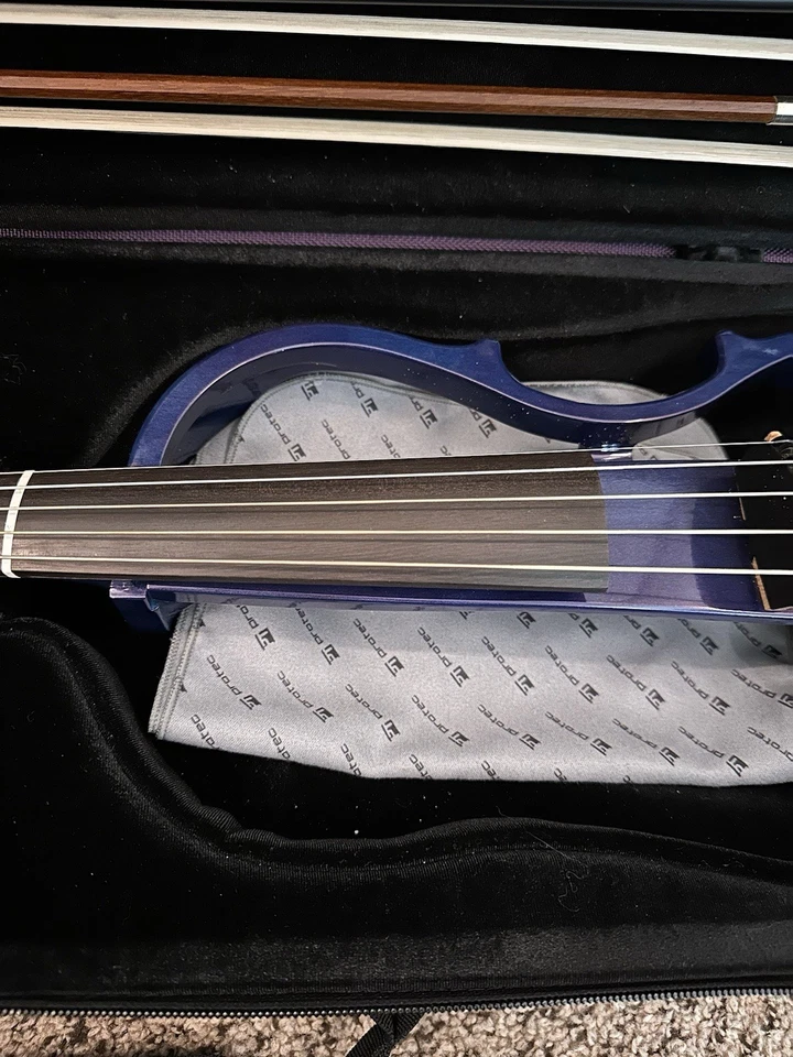Yamaha EV-205 5-String Electric Violin (RARE Blue Model) w/ Travel Bag & 2 Bows - Image 3 of 4