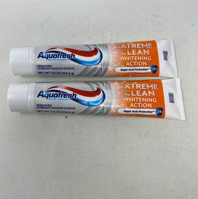 Aquafresh Extreme Clean Whitening Action Fluoride Toothpaste for Cavity 2 Pack'