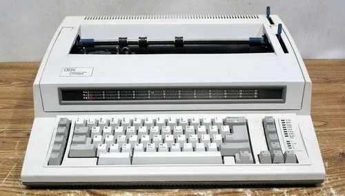 IBM Wheelwriter 1000 Typewriter