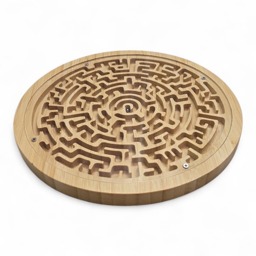 Round Wooden Labyrinth Board Game: Marble Maze for Education and Fun NEW IN BOX - Picture 4 of 10
