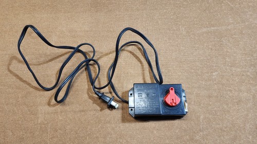 HO and N Scale DC Power Packs/Controllers/Transformers - Picture 7 of 8