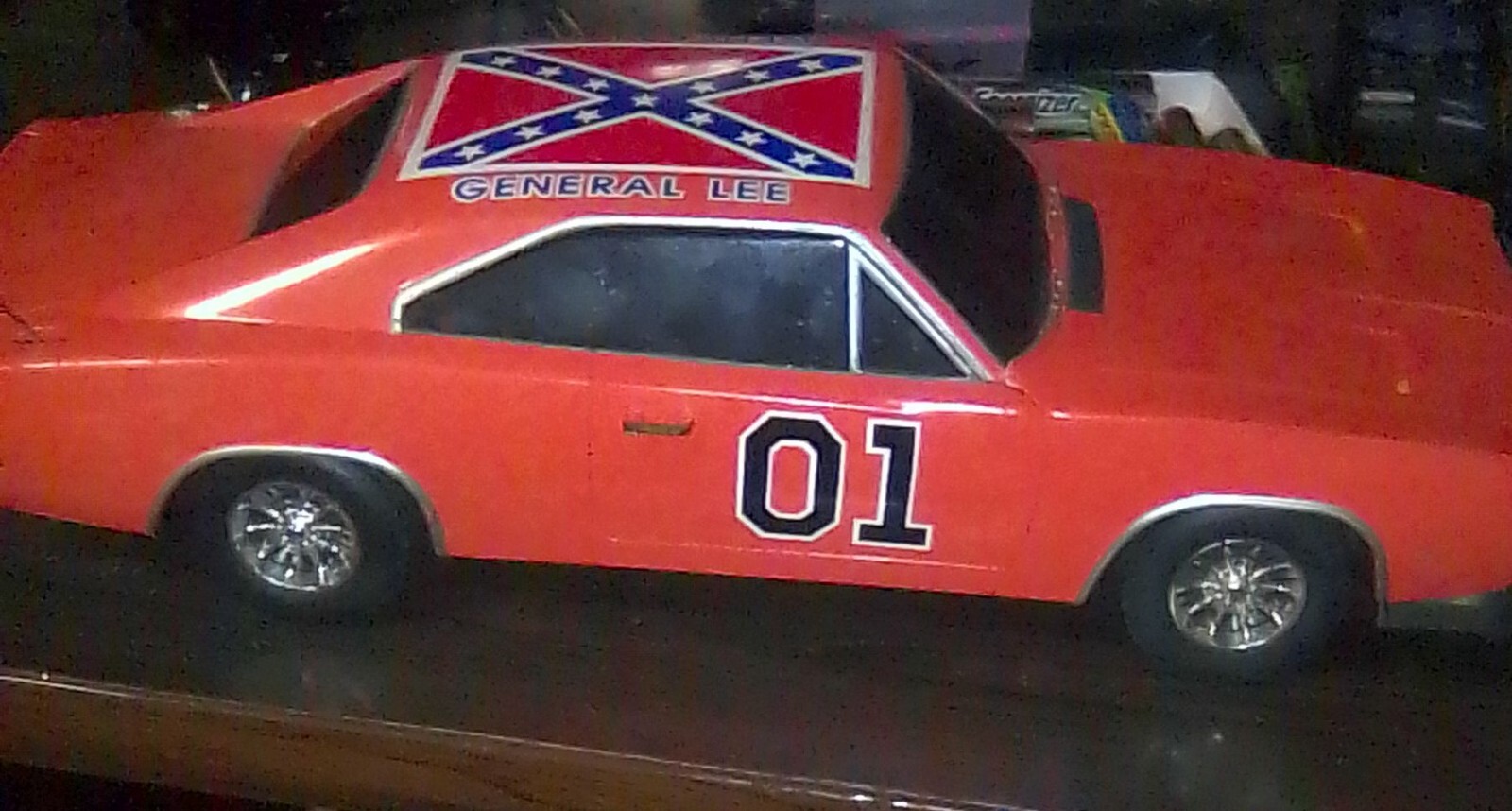 2005 Dukes of Hazzard Malibu International General Lee RC Car Scale No Remote