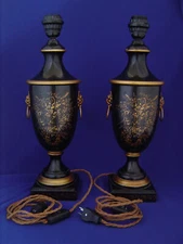 PAIR (2) VINTAGE GILDED BLACK ITALIAN URN FORM TOLEWARE LAMPS w/ LION HEADS
