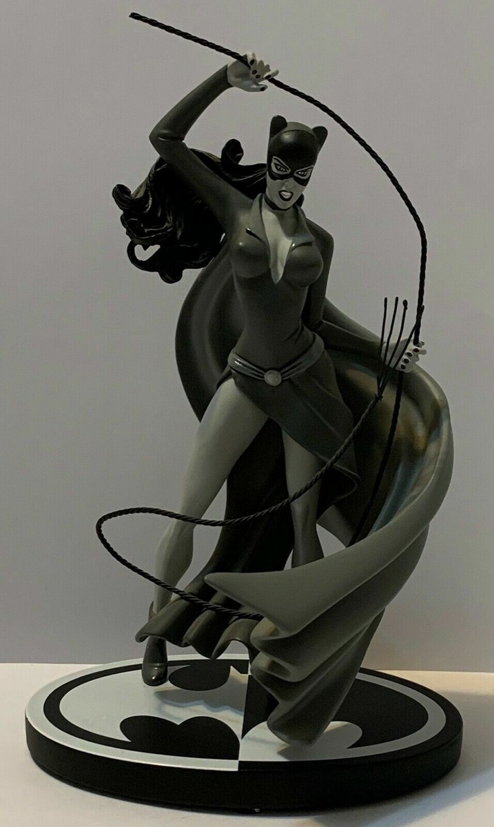 Batman Black and White Catwoman Statue Designed by Steve Rude #225