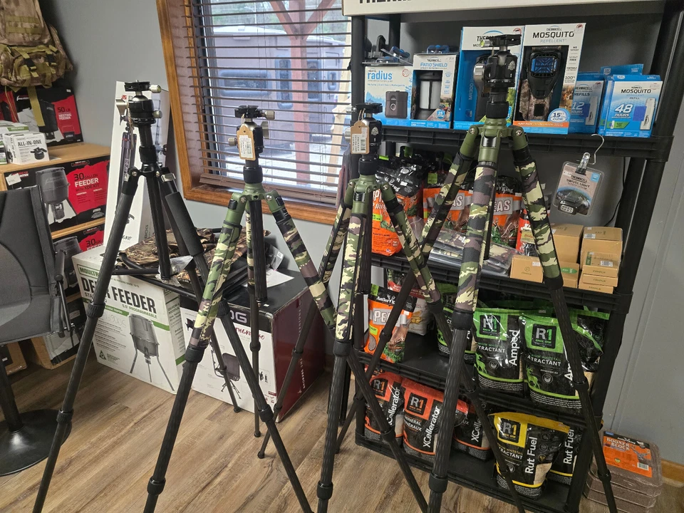 Predator Hunting Tripod Carbon Fiber Arca Mount 1/2 Cost of Traverse or Two Vets - Image 4 of 4