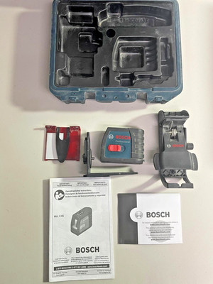Bosch GLL 2-15 Self-Leveling Cross Line Laser - BM3 Positioning Device