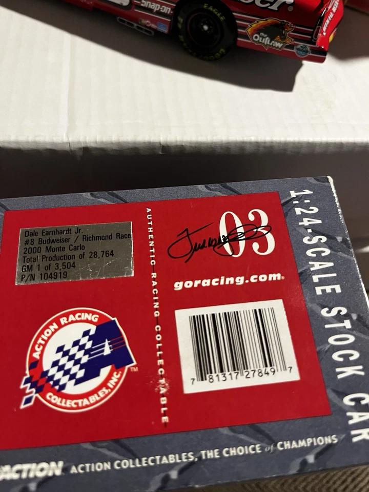 2003 Action #8 Dale Earnhardt Jr Budweiser/Richmond Race Monte Carlo Diecast - Imagem 4 de 4