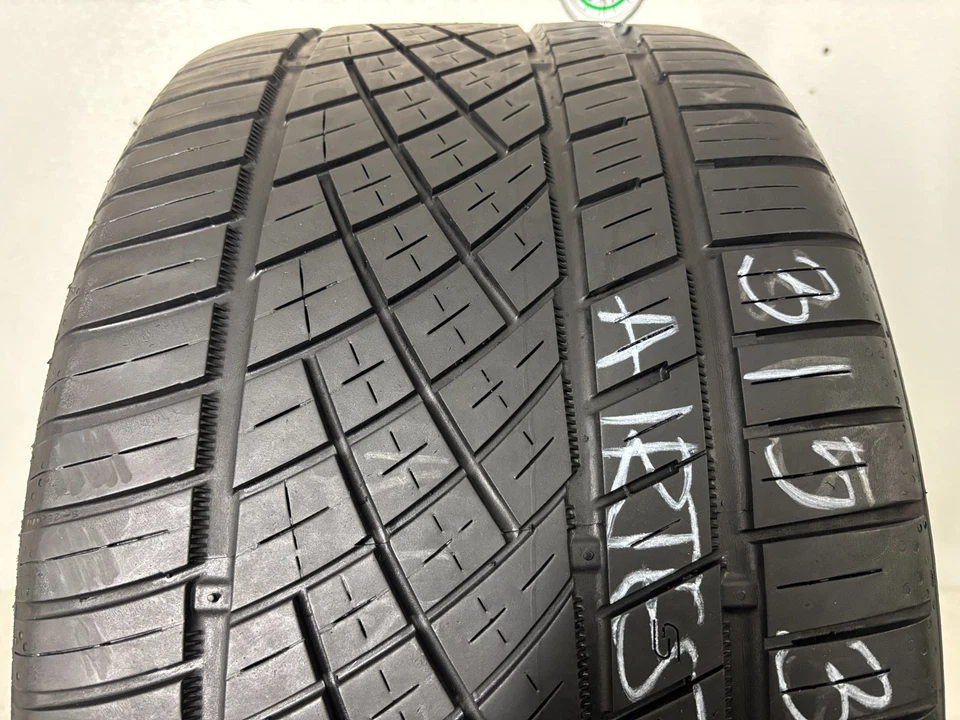 1 Tire 315 35 20 Continental ExtremeContact DWS06 PLUS (58-68% Tread Left) Foto 2 de 4