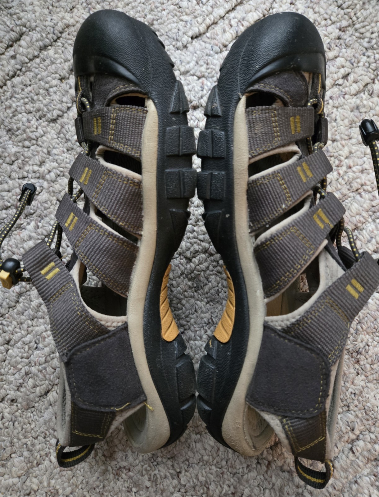 KEEN Uomo Taglia 9 Newport H2 Marrone Impermeabile Sandalo Acqua Escursionista