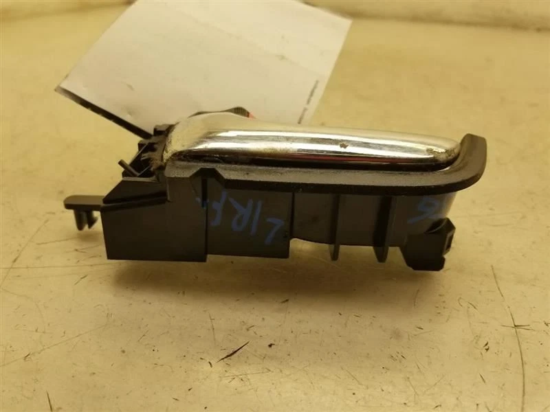 Toyota Prius 2004 lado del conductor interior conjunto de manija de puerta trasera Foto 3 de 4