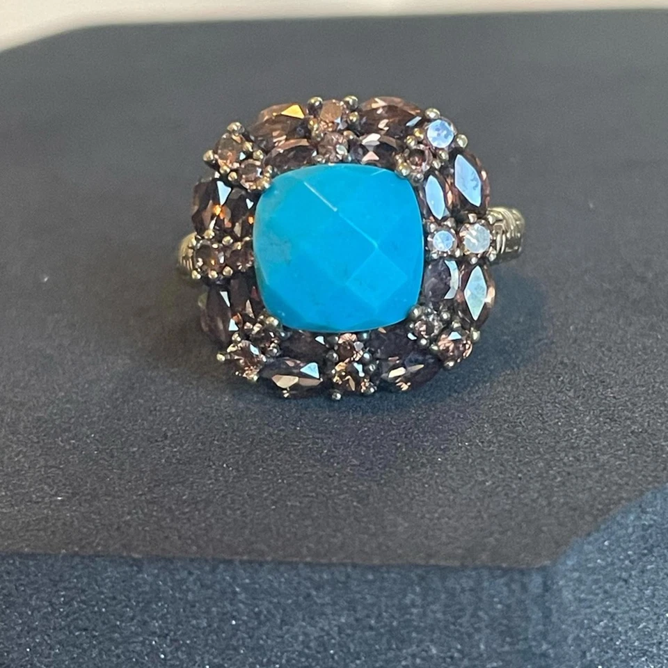 Anillo de cóctel vintage chapado en oro de 14 quilates turquesa facetada Foto 2 de 4