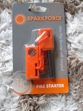 Démarreur d'incendie SparkForce neuf dans son emballage avec construction durable et cordon pour camping