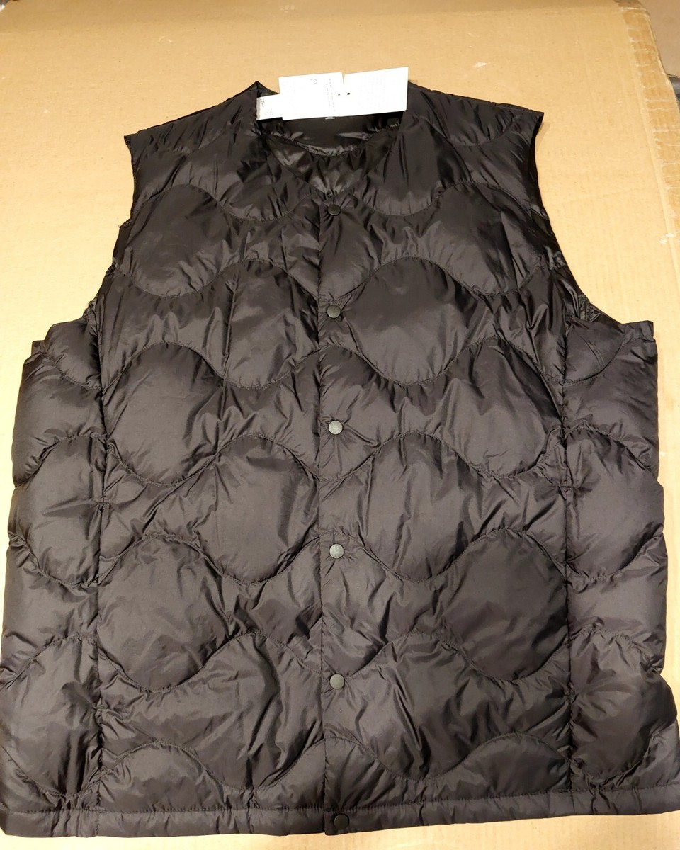 NWT Uniqlo Men's Large Black Ultra Light Down Wave Quilt