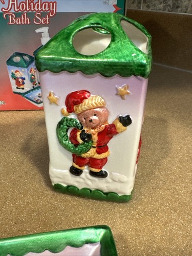 Teddy Bear Holiday Bath Set Soap Dispenser Soap Dish Toothbrush Holder W Box VNT - Picture 4 of 10