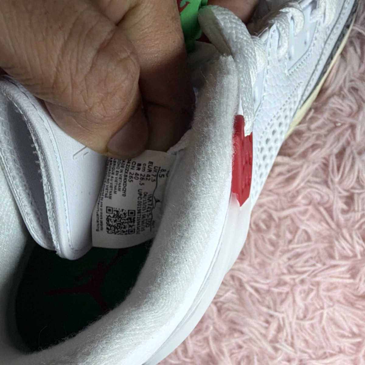 Jordan Spizike Low SE Do The Right Thing White Varsity Red Black Sail IM7425-100
