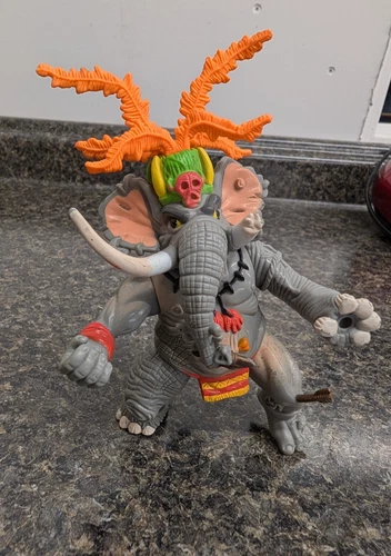 Vintage 1992 Playmates TMNT Teenage Mutant Ninja Turtles “Dr EL” Elephant Figure