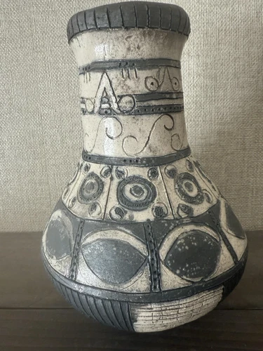 Vintage Large Unique Southwest Artisan Handmade Signed Pottery Clay Vase Art