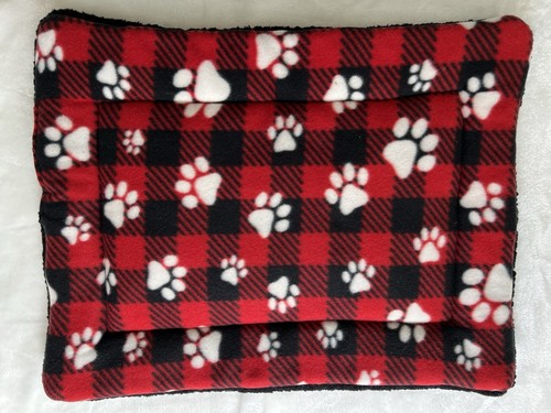 🐾 Cozy Handmade Soft Fleece Mat Bed for Dogs, Cats, Small Pets 17" x 23" x 1.5" - Picture 2 of 4