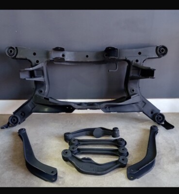 00-04 Subaru OUTBACK Rear Crossmember Frame Sub K-Frame Subframe w/ ARMS MINT