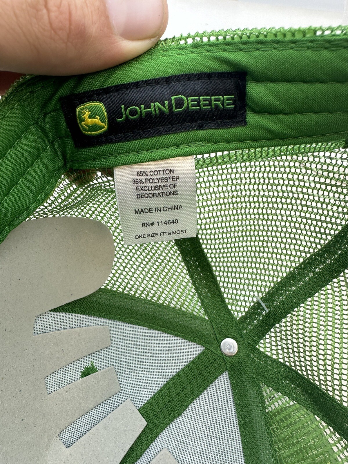 John Deere Licensed Green/Black Mesh Snapback Trucker Hat Cap NWT