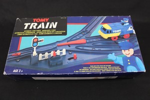 tomy train 3