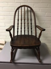 ANTIQUE VINTAGE CHILD  S BENTWOOD ROCKER ROCKING CHAIR KID  S CHILDREN  S