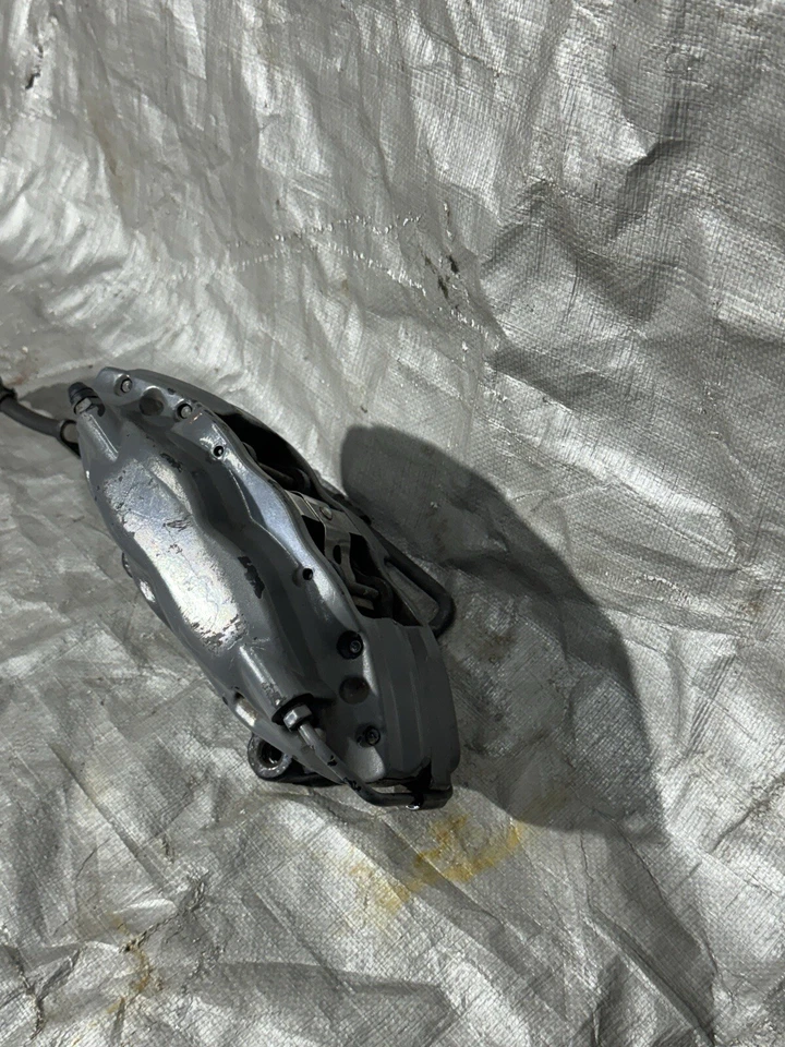 JEEP GRAND CHEROKEE SRT8 06-10 6.1L PINÇA DE FREIO TRASEIRA DIREITA PASSAGEIRO BREMBO - Imagem 2 de 4