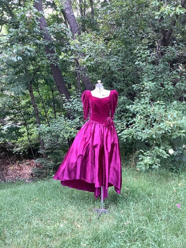 Vintage 1980’s Formal Satin Silk Velvet Raspberry Dress Gown 34-26-64 vintage 9
