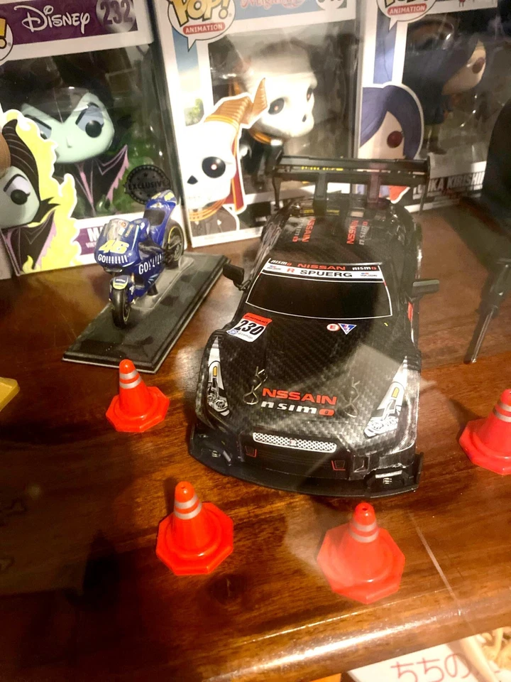 Voiture Drift Télécommandée Black Nissan NEUVE✅ Livraison Offerte 🔥 Foto 3 de 4