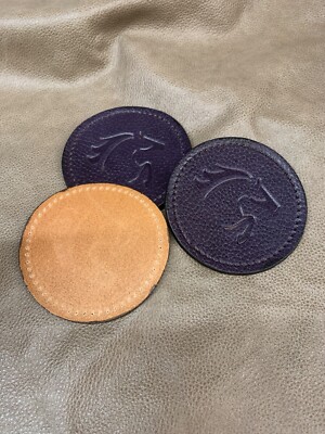 Springpferd Patch Leder zum Aufnähen Mützenabzeichen Jacke Mantel Tasche v11