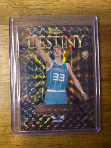 2025 Topps Chrome Liam McNeeley Base (RAW)